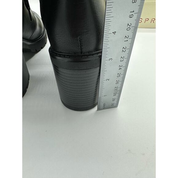 Esprit, Ember Faux-Fur Lug Sole Booties, Black Size 10M - Picture 9 of 12